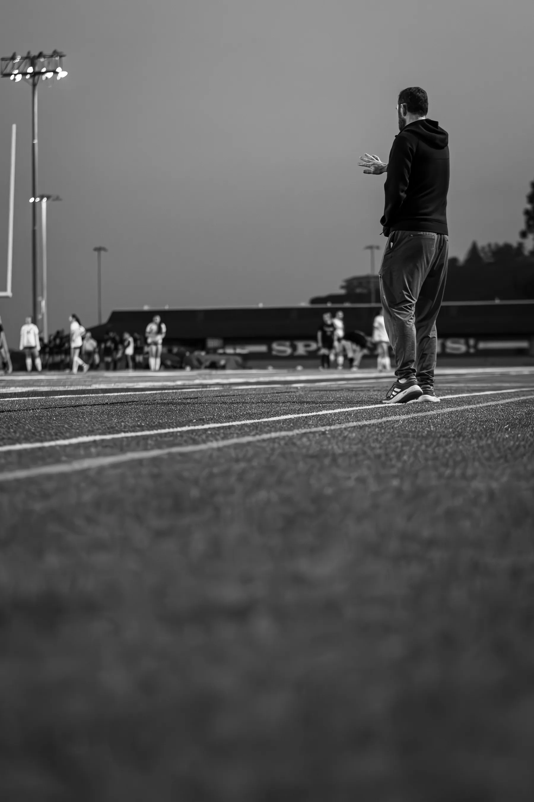 Responsable préparant une saison sportive